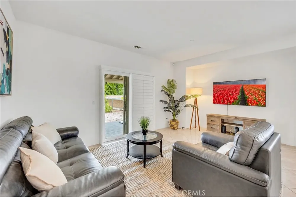 10995 Coalinga Montclair, CA 91763