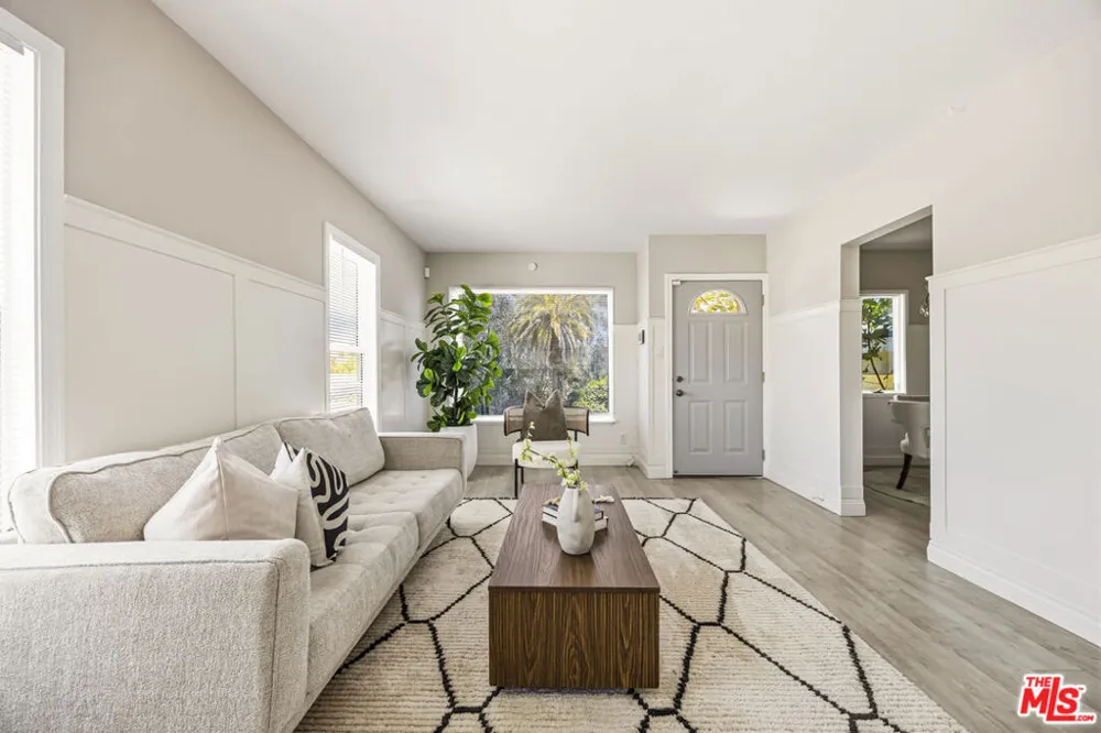 719 Cabrillo Avenue Los Angeles, CA 90731