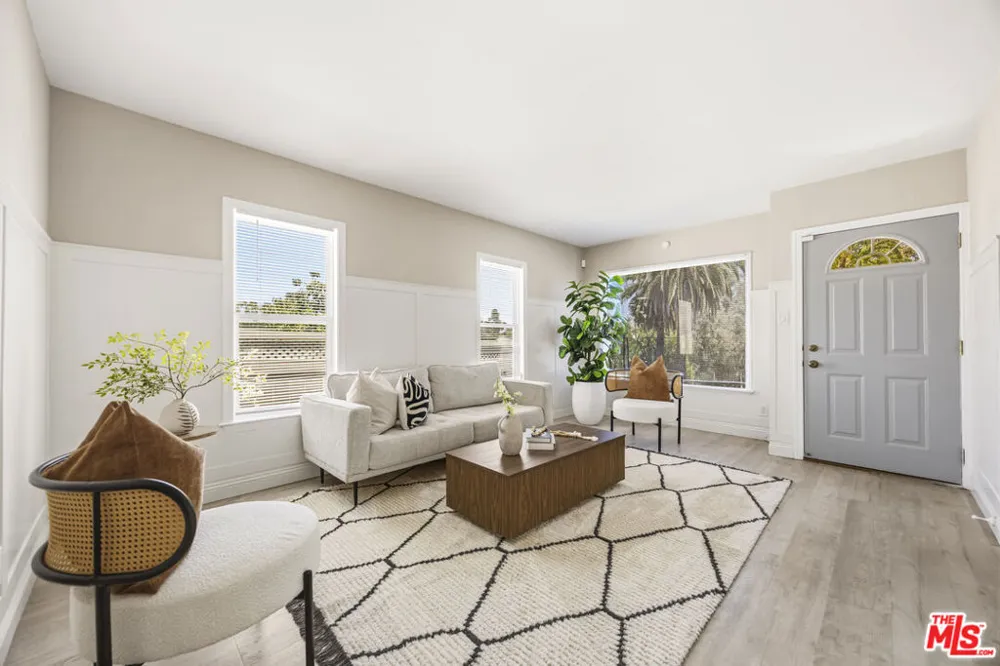 719 Cabrillo Avenue Los Angeles, CA 90731