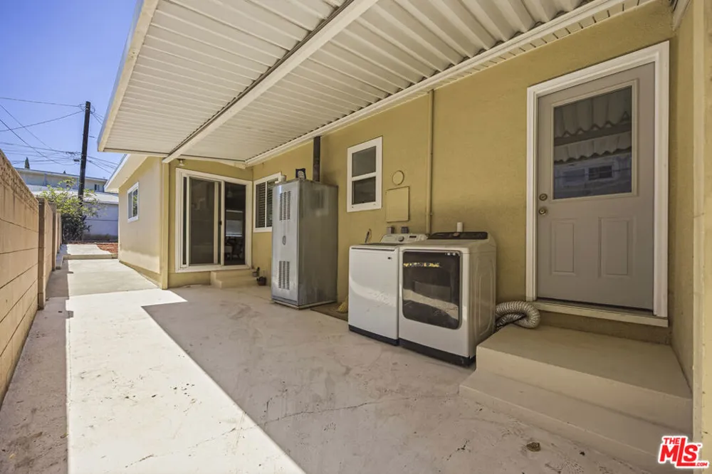719 Cabrillo Avenue Los Angeles, CA 90731