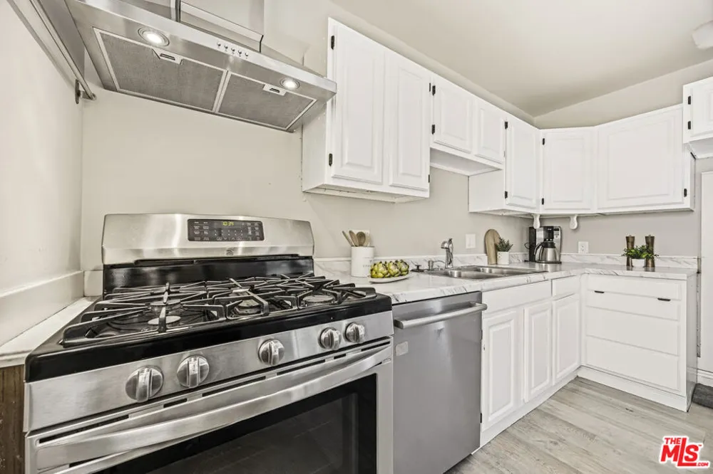 719 Cabrillo Avenue Los Angeles, CA 90731