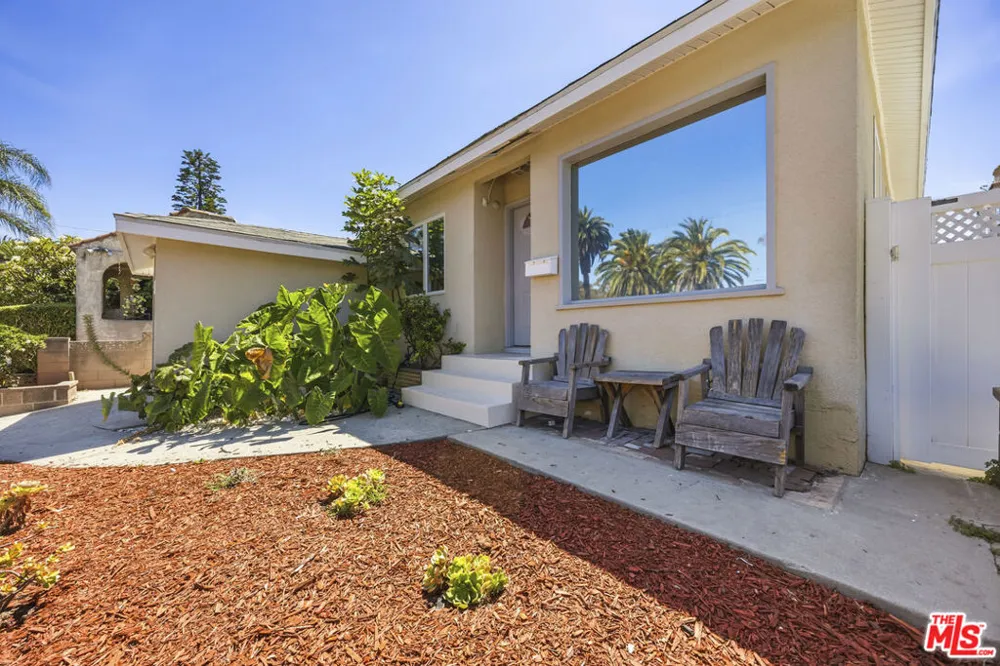 719 Cabrillo Avenue Los Angeles, CA 90731