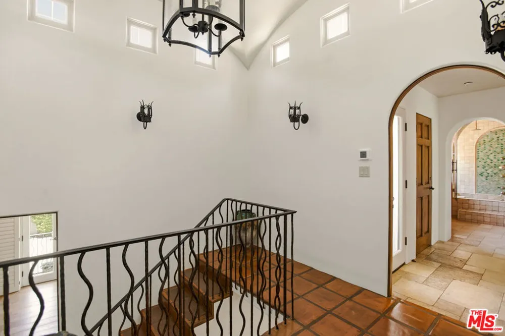 1407 Beverly Drive Los Angeles, CA 90210