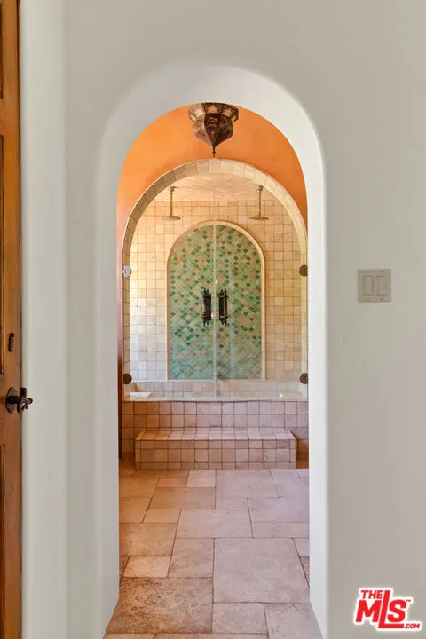 1407 Beverly Drive Los Angeles, CA 90210
