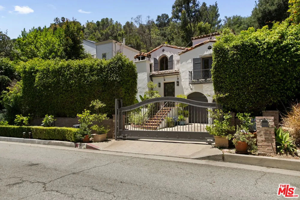 1407 Beverly Drive Los Angeles, CA 90210