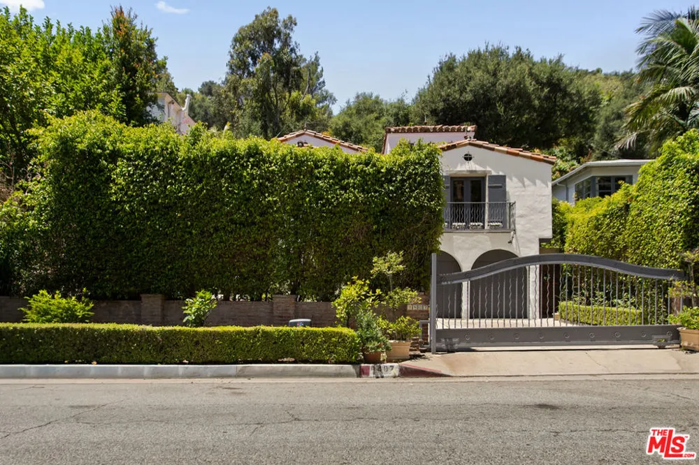 1407 Beverly Drive Los Angeles, CA 90210