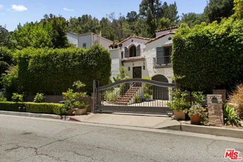 1407 Beverly Drive