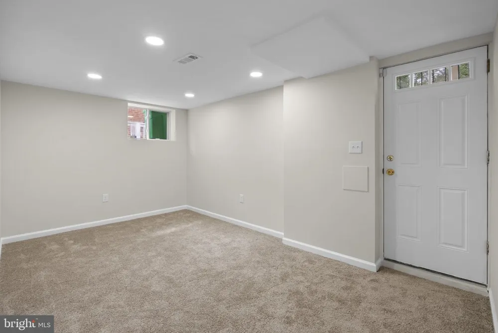 9410 WASHINGTON BOULEVARD Lanham, MD 20706