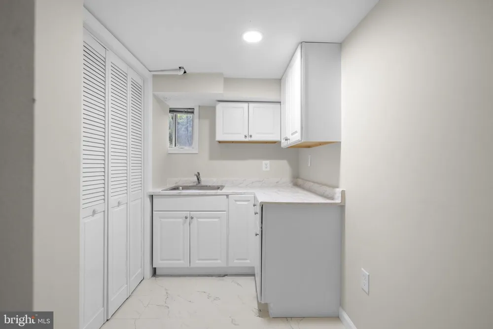 9410 WASHINGTON BOULEVARD Lanham, MD 20706