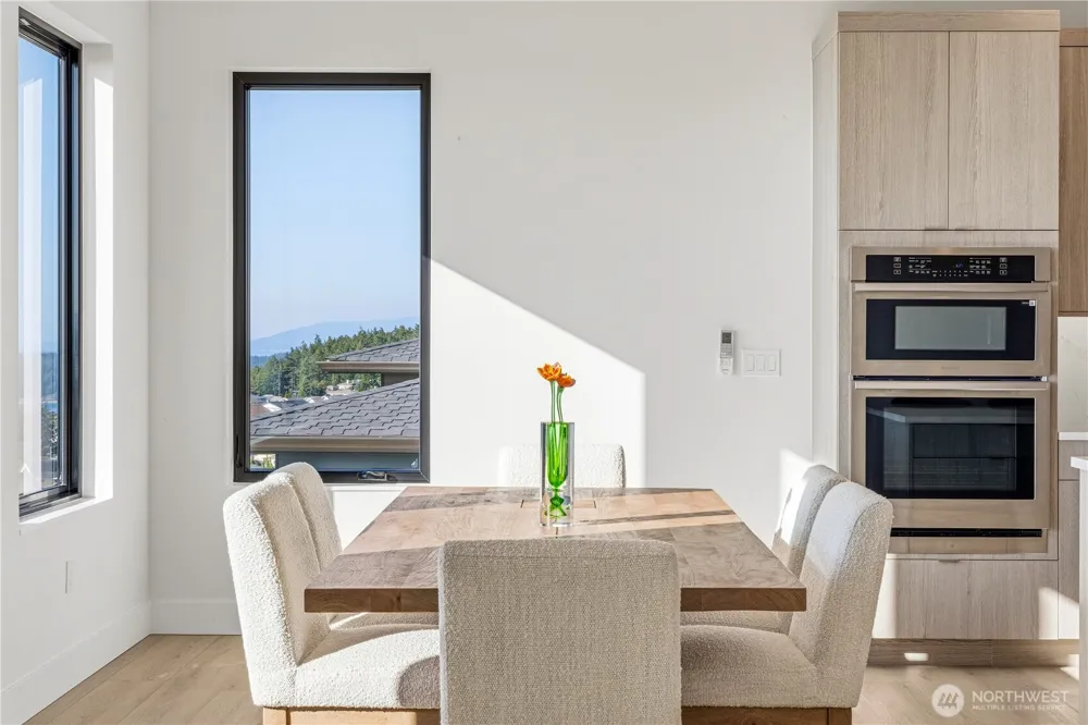 3923 Rock Ridge Parkway Anacortes, WA 98221