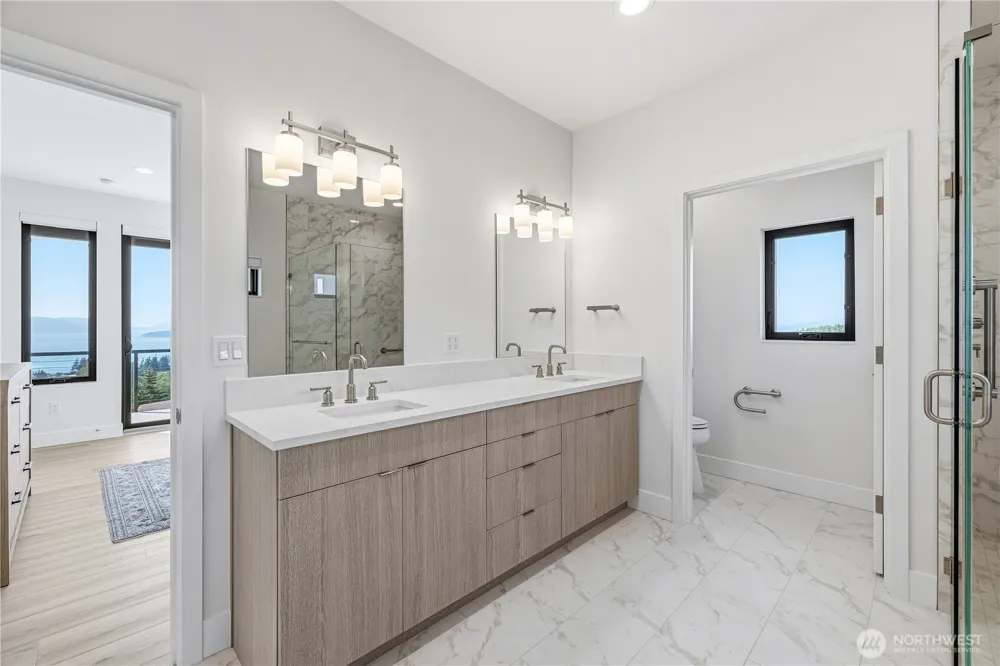 3923 Rock Ridge Parkway Anacortes, WA 98221