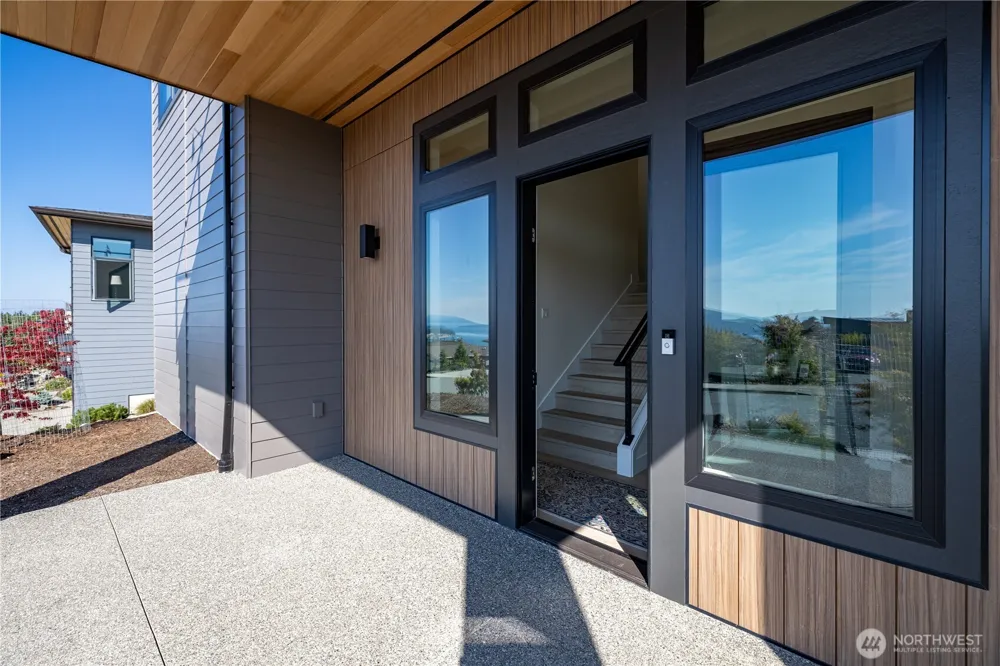 3923 Rock Ridge Parkway Anacortes, WA 98221