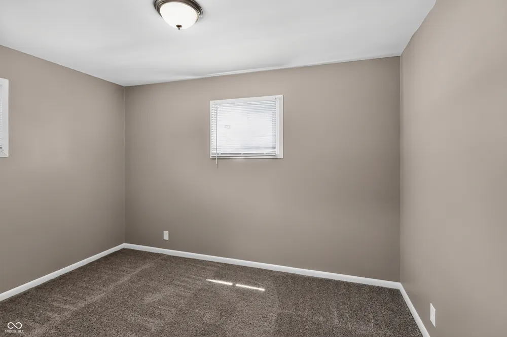 298 Gilbert Avenue Beech Grove, IN 46107