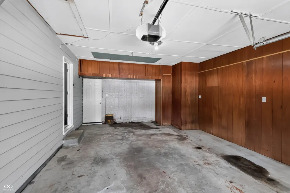 298 Gilbert Avenue Beech Grove, IN 46107