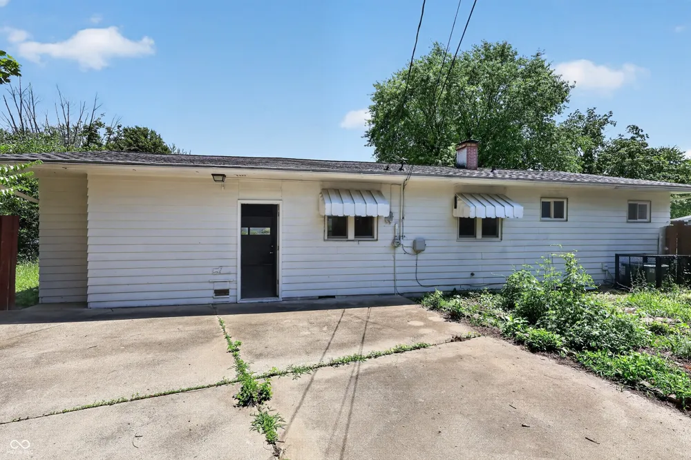 298 Gilbert Avenue Beech Grove, IN 46107