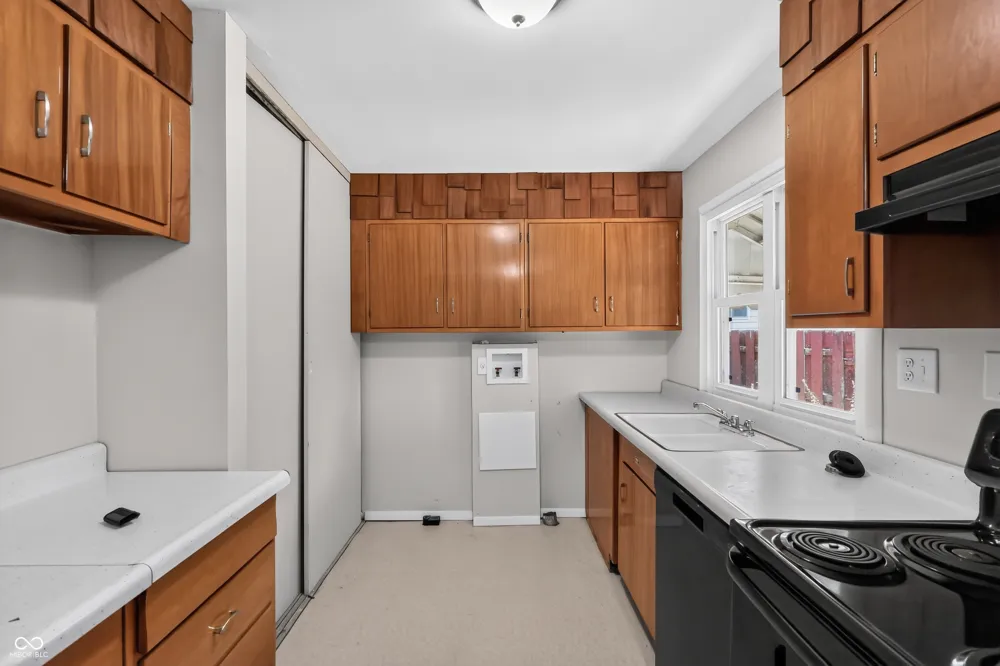 298 Gilbert Avenue Beech Grove, IN 46107