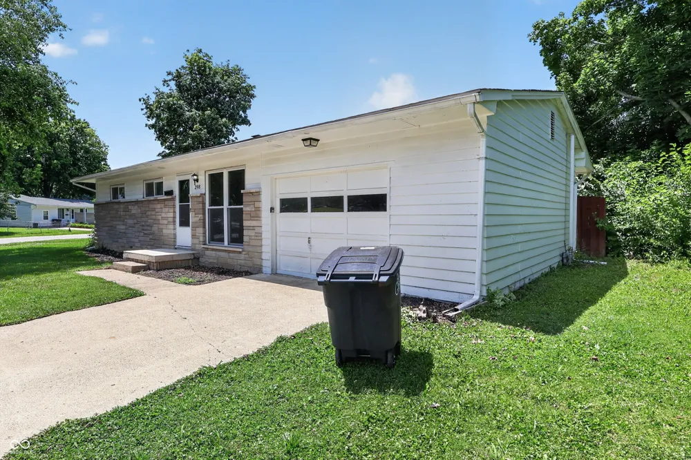 298 Gilbert Avenue Beech Grove, IN 46107