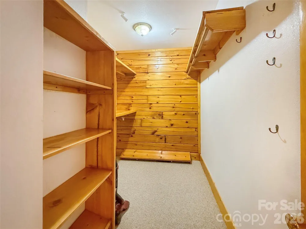 321 Grays Shadow Lane Banner Elk, NC 28604