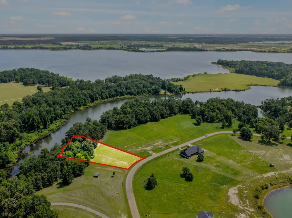 Private Road 2712 Mt Pleasant, TX 75455