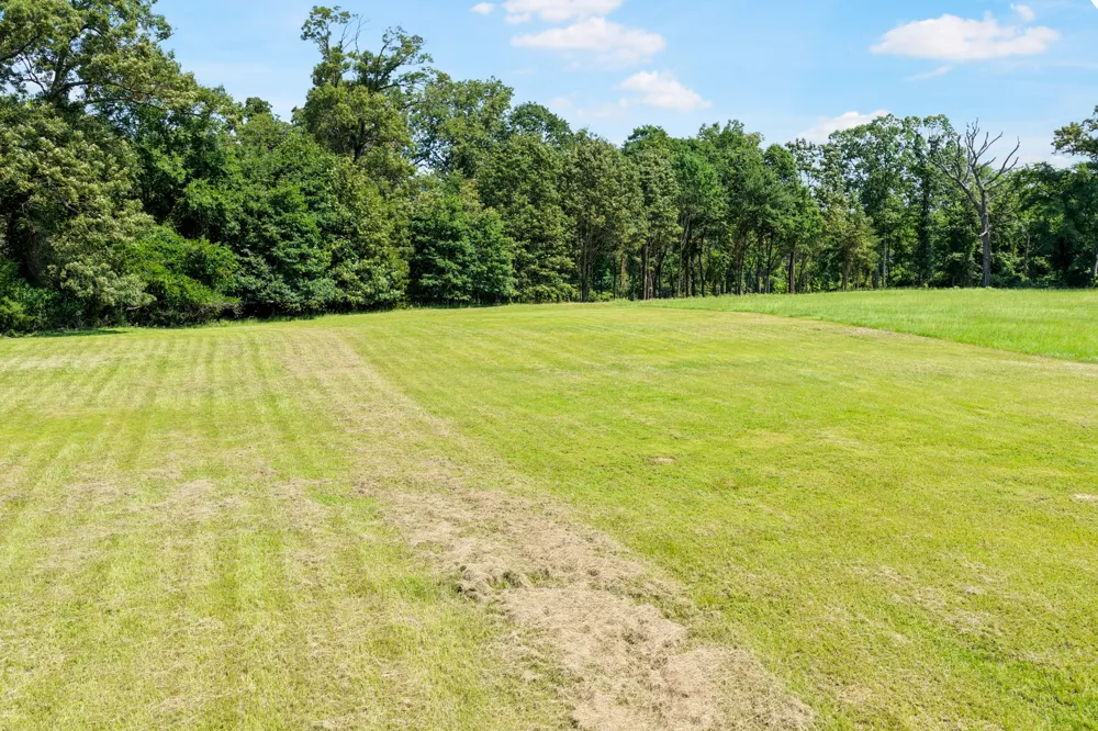 Private Road 2712 Mt Pleasant, TX 75455