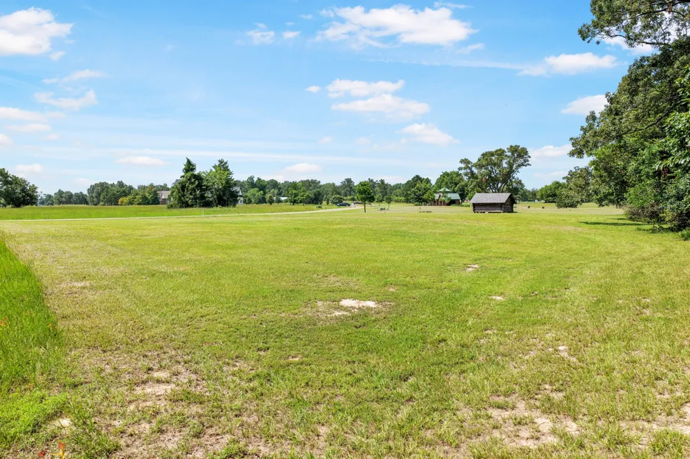 Private Road 2712 Mt Pleasant, TX 75455