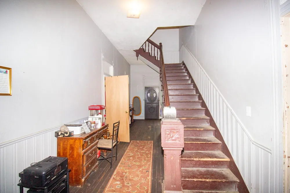 1 12th St Hempstead, TX 77445