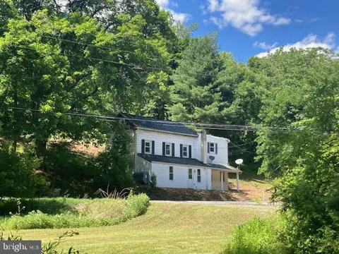 1025 GREEN HILLS ROAD