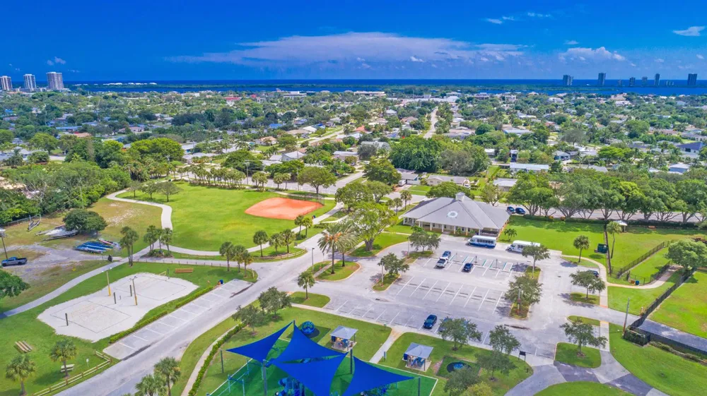 928 Prosperity Farms Road North Palm Beach, FL 33408