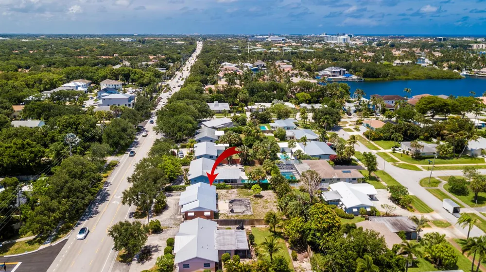 928 Prosperity Farms Road North Palm Beach, FL 33408