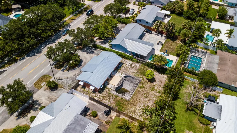928 Prosperity Farms Road North Palm Beach, FL 33408