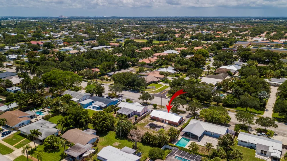 928 Prosperity Farms Road North Palm Beach, FL 33408