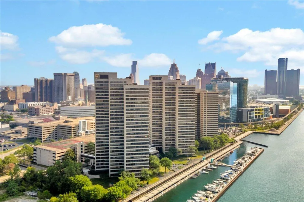 1001 W Jefferson Avenue #8A Detroit, MI 48226