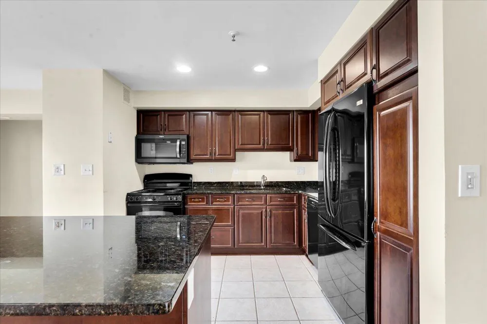 1001 W Jefferson Avenue #8A Detroit, MI 48226