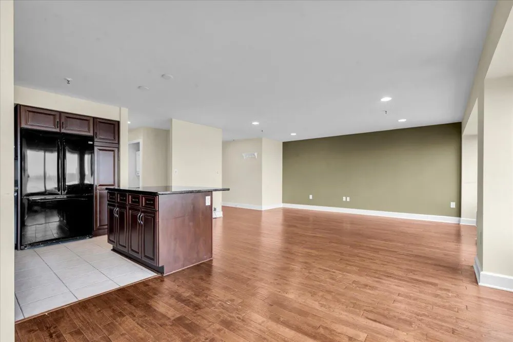 1001 W Jefferson Avenue #8A Detroit, MI 48226