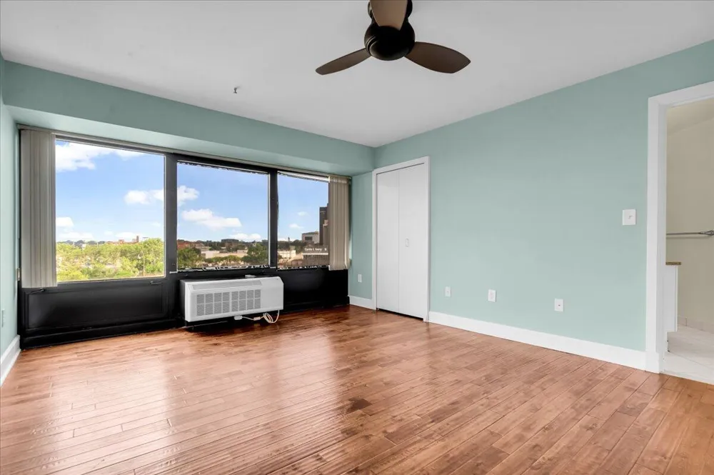1001 W Jefferson Avenue #8A Detroit, MI 48226