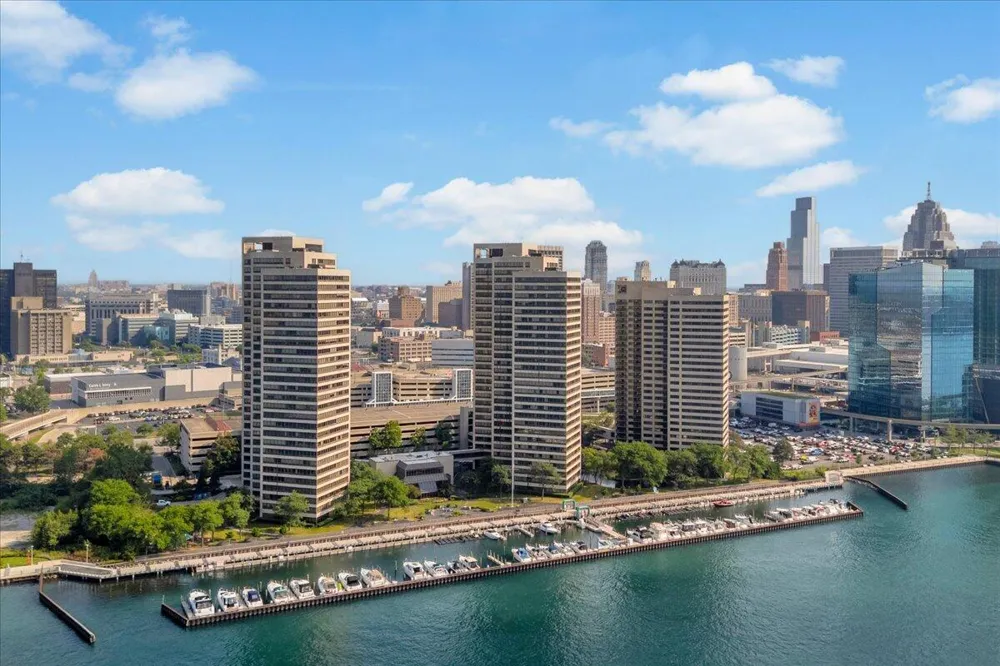 1001 W Jefferson Avenue #8A Detroit, MI 48226