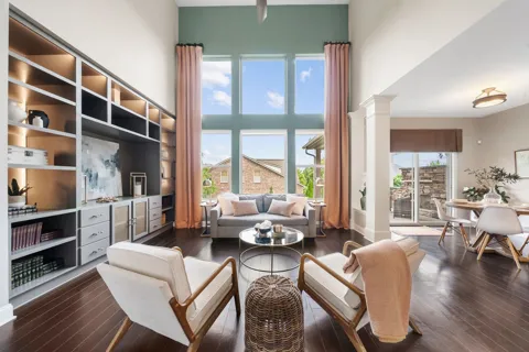 301 Whitman Ct