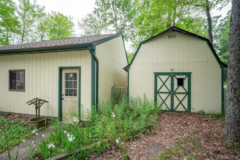 3392 Columbia Drive Foster Township, MI 48661