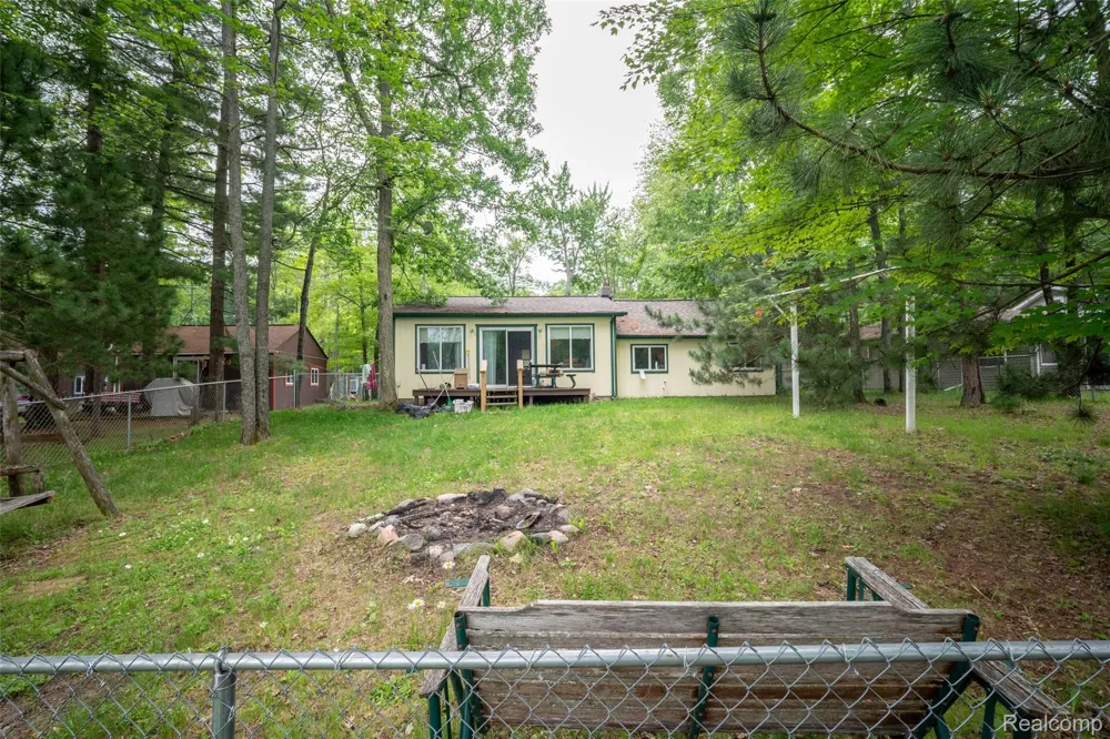 3392 Columbia Drive Foster Township, MI 48661