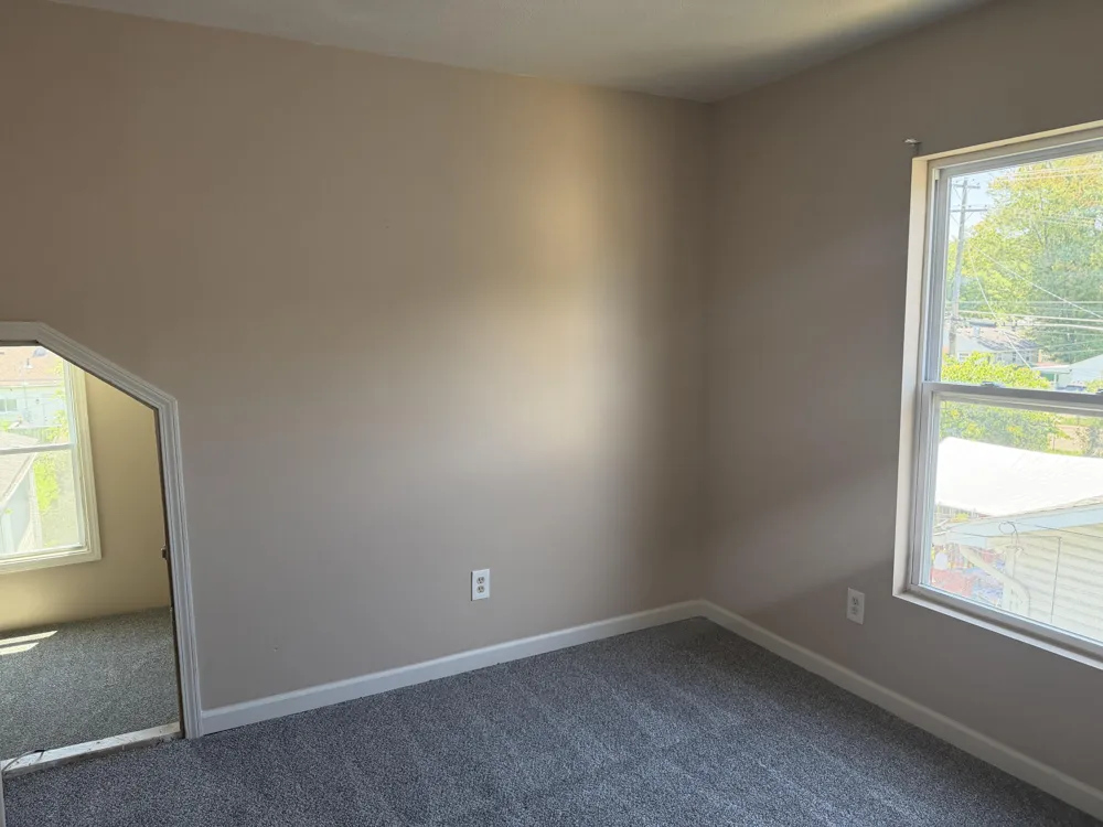 1422 E Granet Avenue Hazel Park City, MI 48030