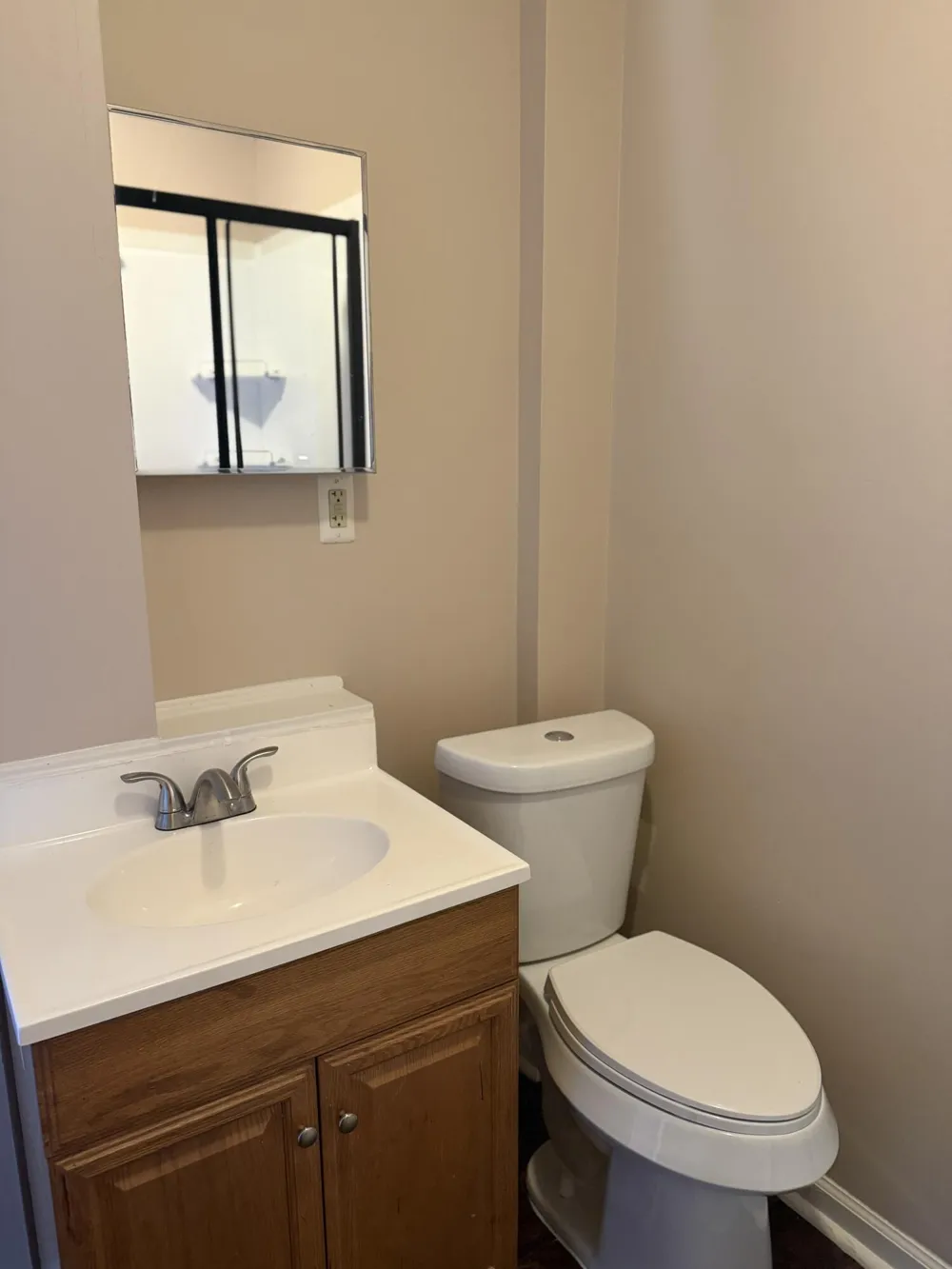 1422 E Granet Avenue Hazel Park City, MI 48030