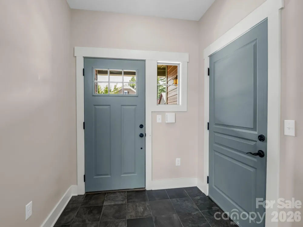 595 Summerfield Place Flat Rock, NC 28731