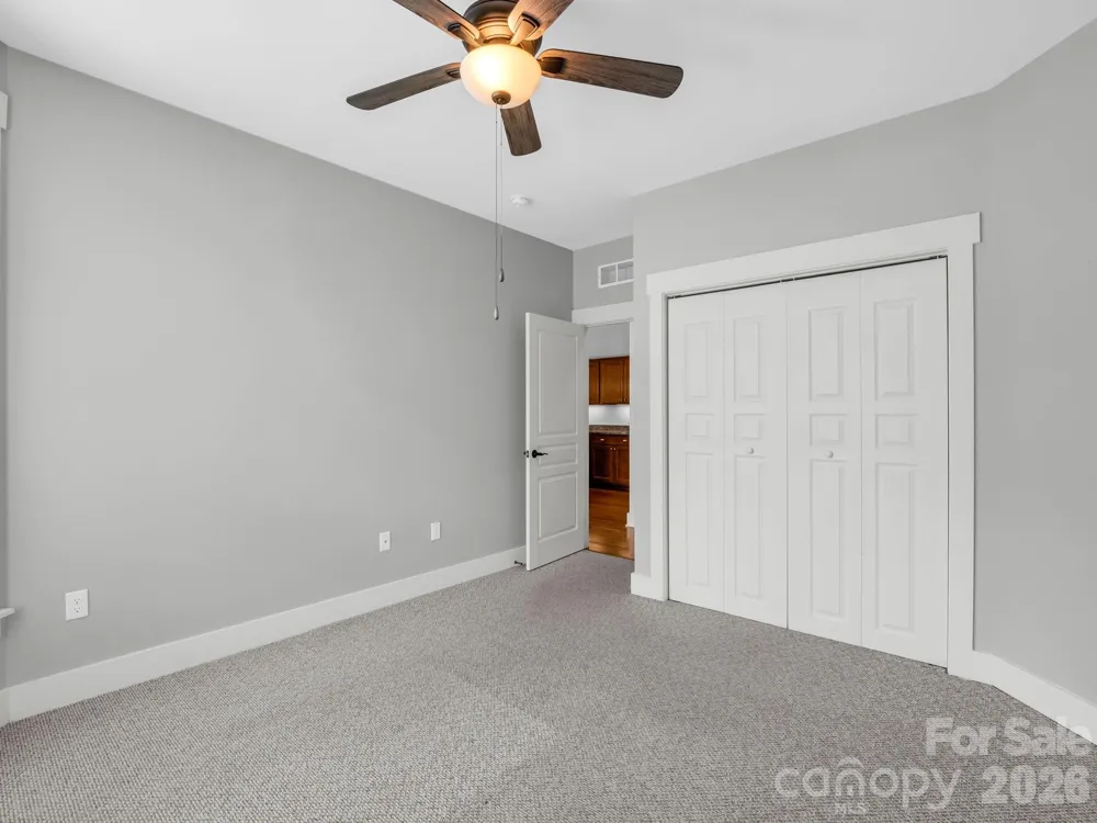 595 Summerfield Place Flat Rock, NC 28731