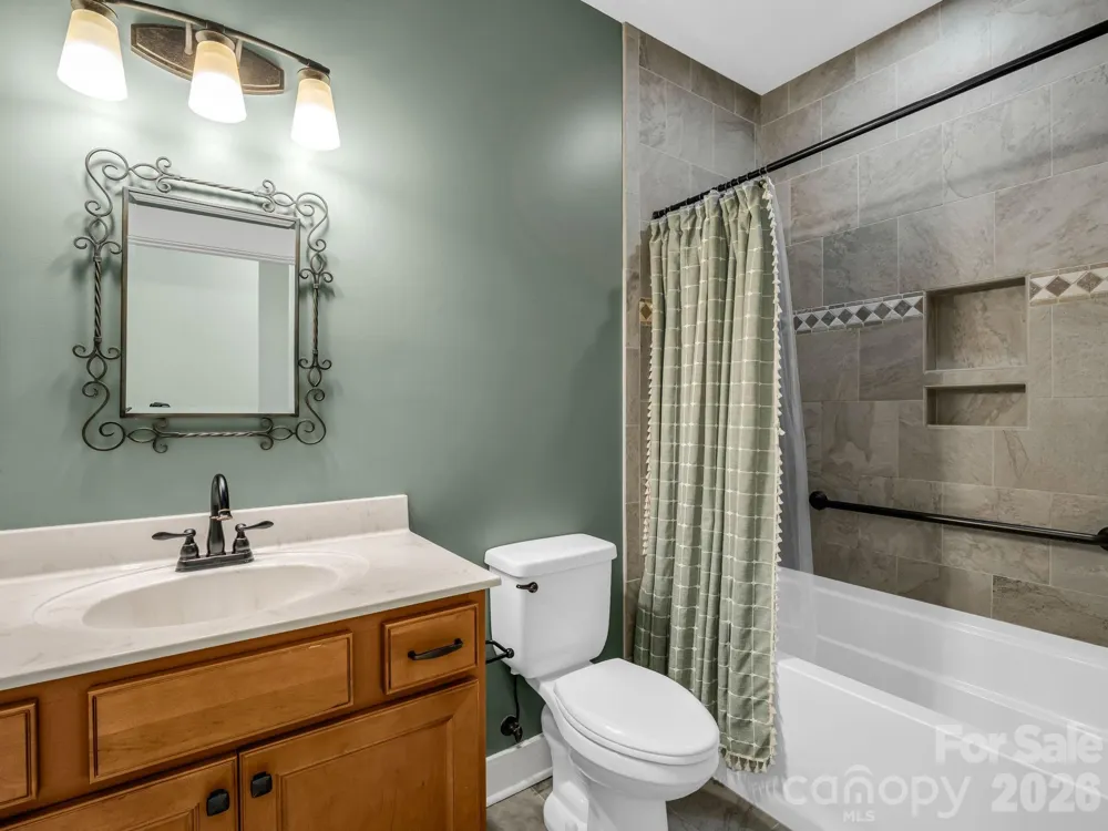 595 Summerfield Place Flat Rock, NC 28731