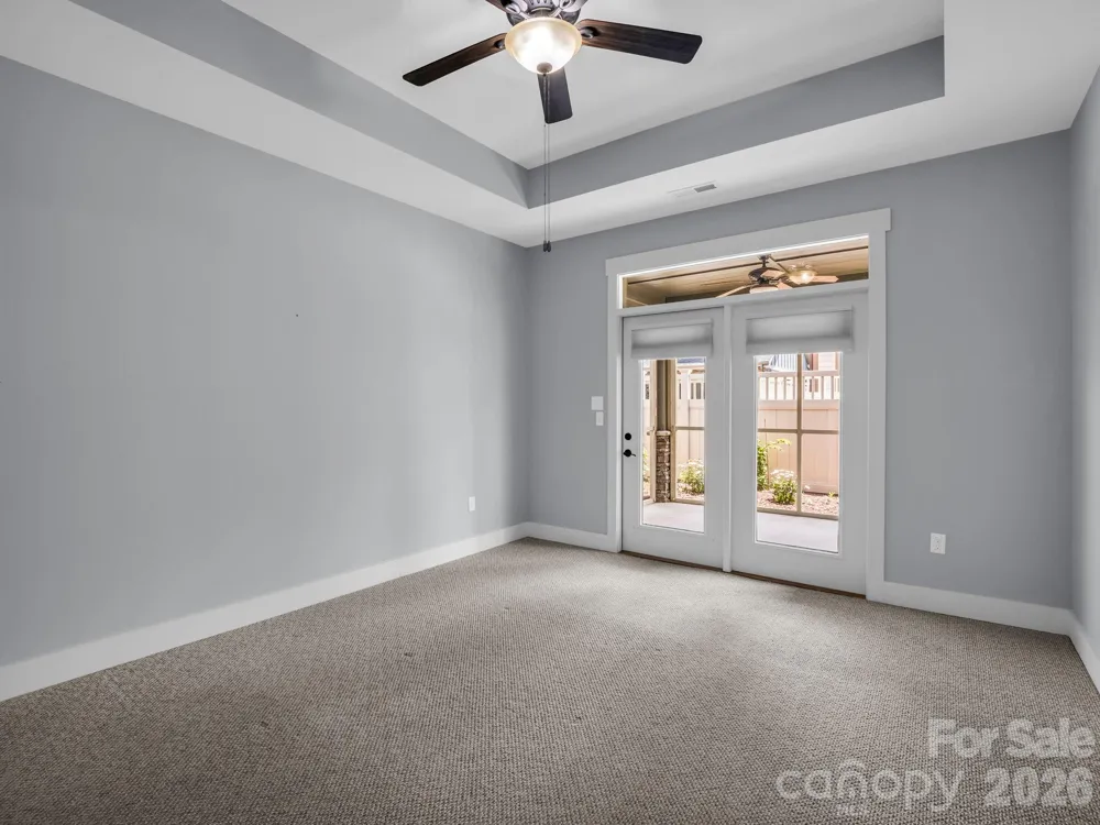 595 Summerfield Place Flat Rock, NC 28731