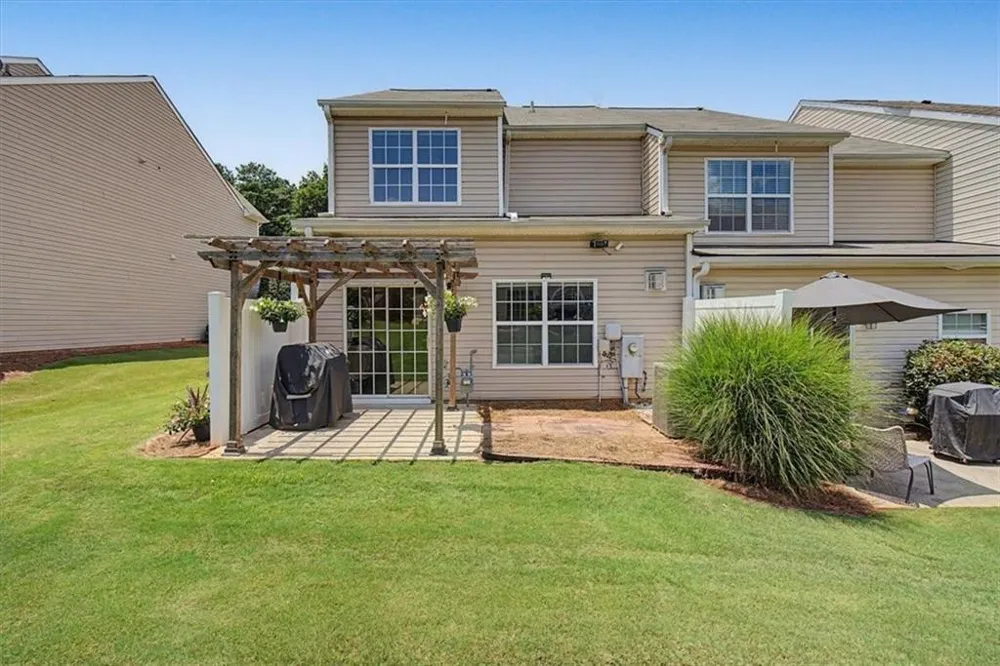 305 Azalea Circle Cumming, GA 30040