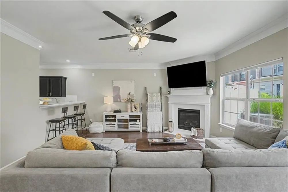 305 Azalea Circle Cumming, GA 30040