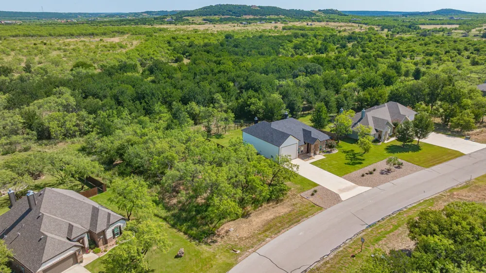 1172 Green Elm Graford, TX 76449