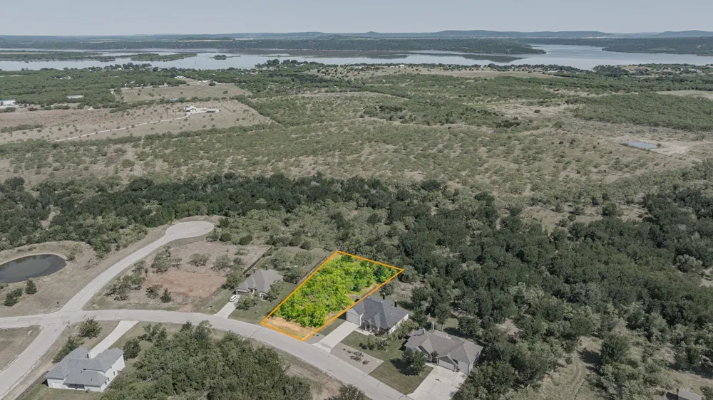 1172 Green Elm Graford, TX 76449