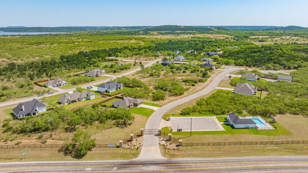 1172 Green Elm Graford, TX 76449